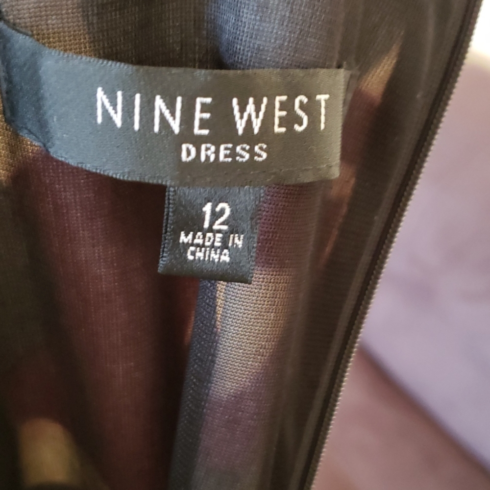 Nine West - Picture 5 of 6
